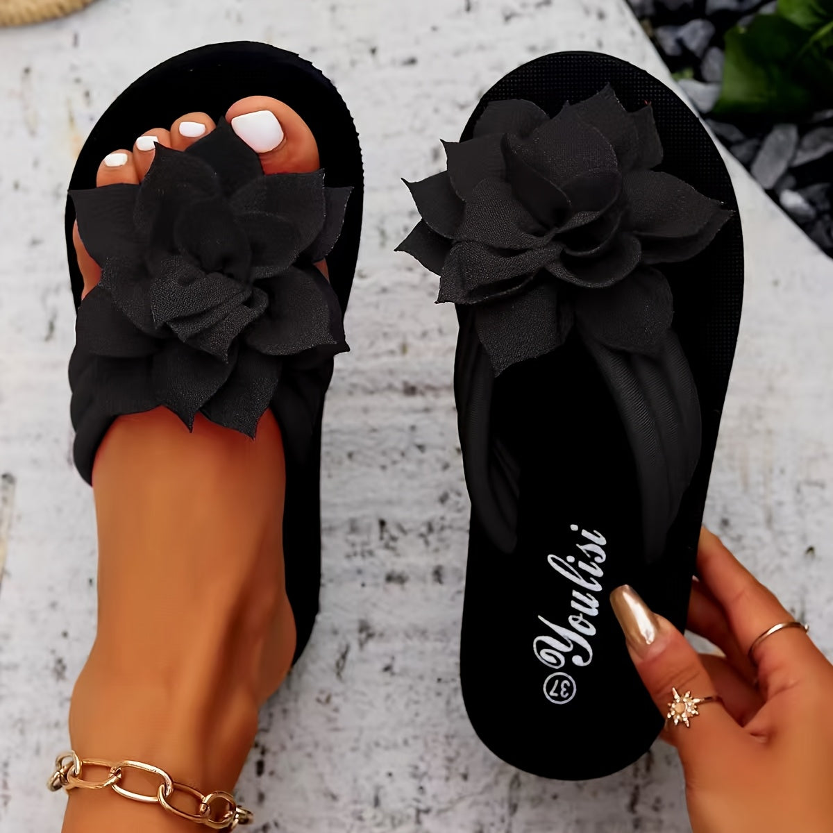 Alejandra | Sandale s elegantnim cvijetom
